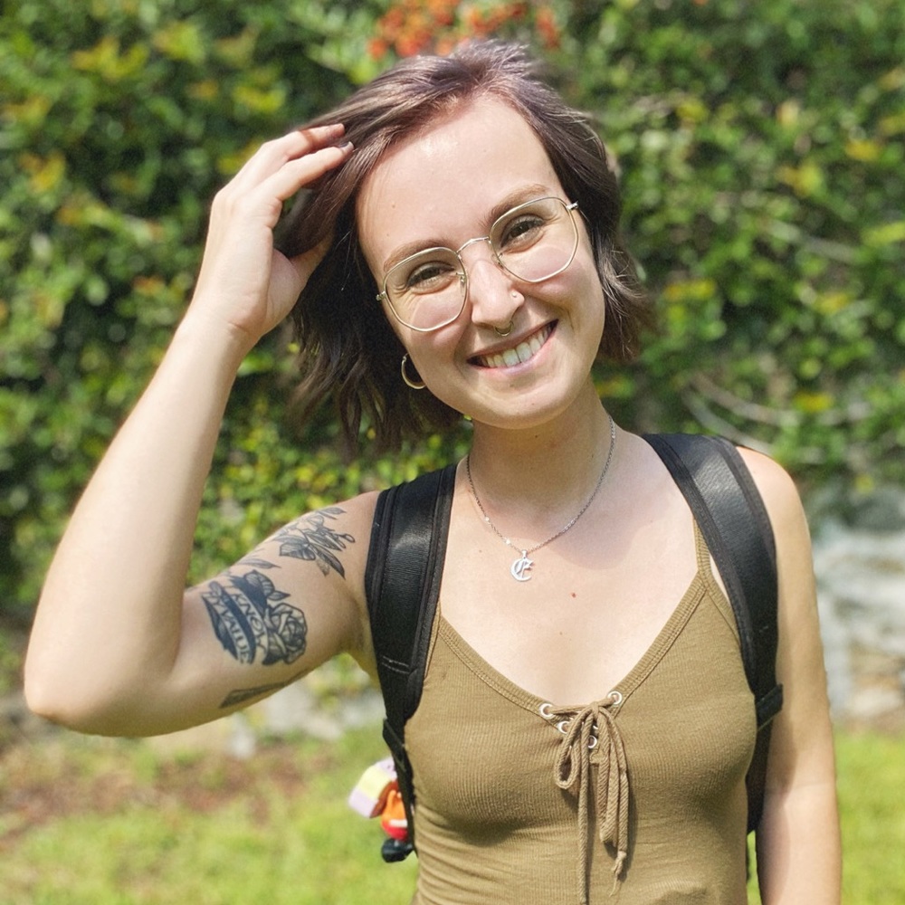 Meet your Posher, Emily